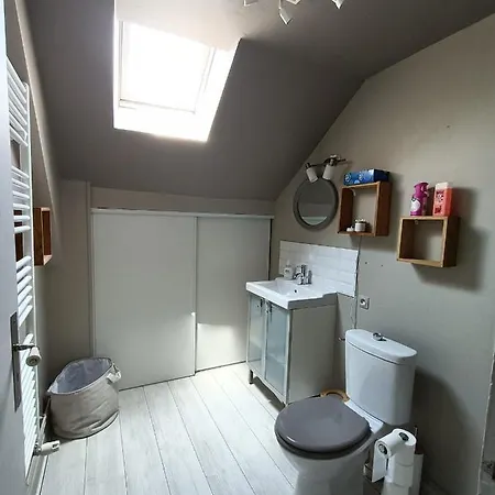 Vakantiehuis Maison Confort Centre - Tramway Direct Circuit 24h Du Mans A 200m - Parking Gratuit